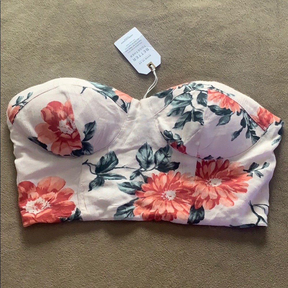 American Eagle top